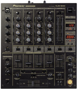 Pioneer mengpaneel DJM 600