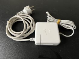 Apple power supply