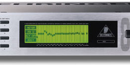 Behringer Ultracurve 8024