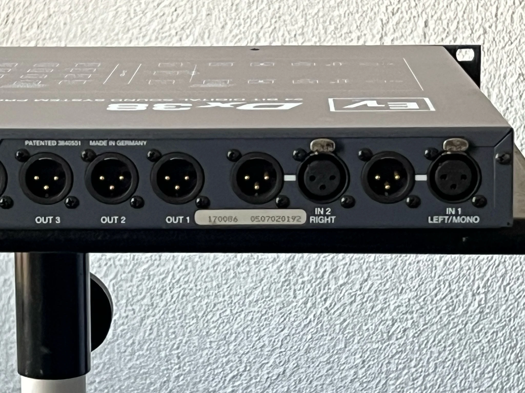 Electro Voice DX38 digitale luidsprekerprocessor - Afbeelding 3