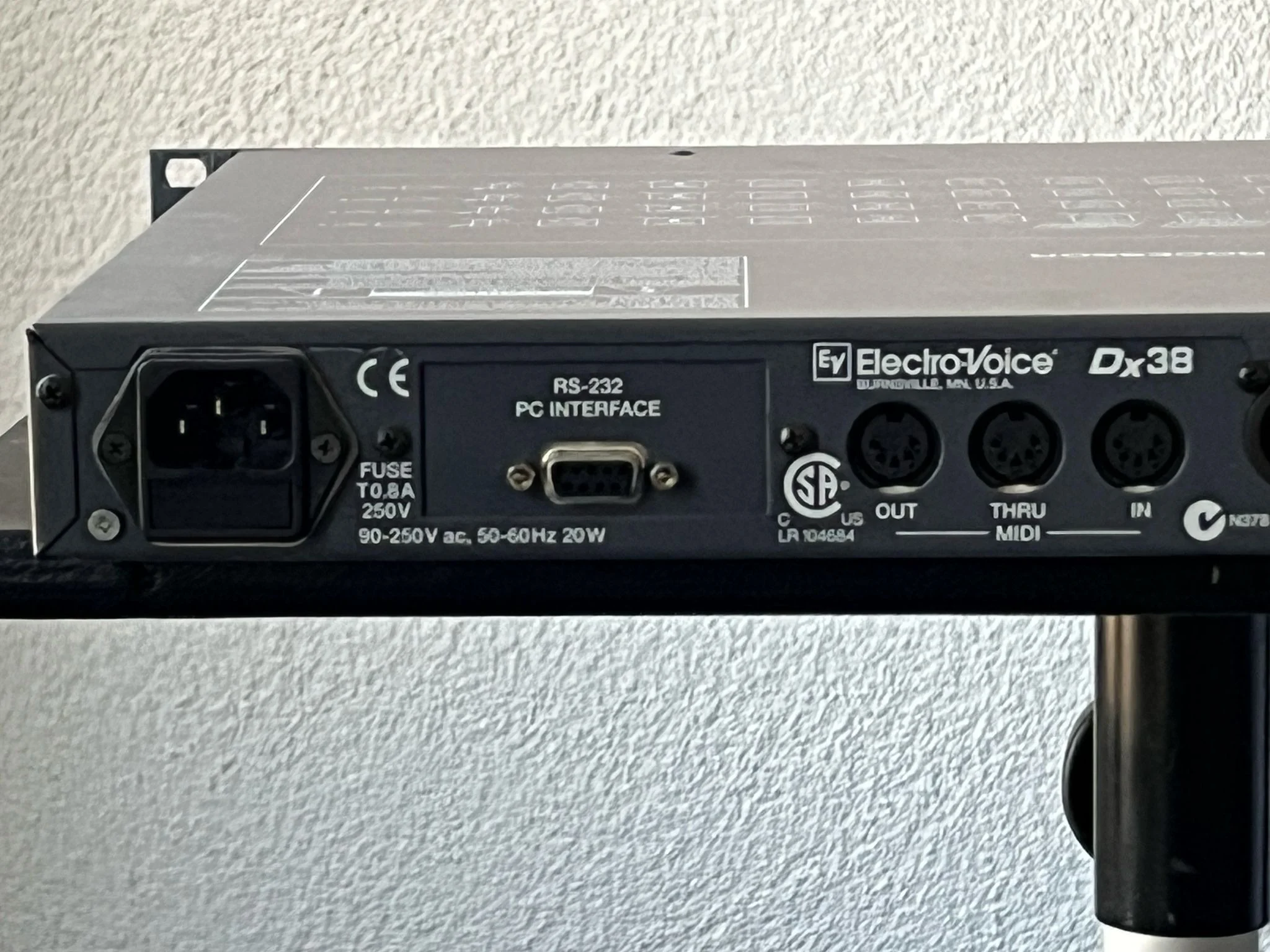 Electro Voice DX38 digitale luidsprekerprocessor - Afbeelding 5