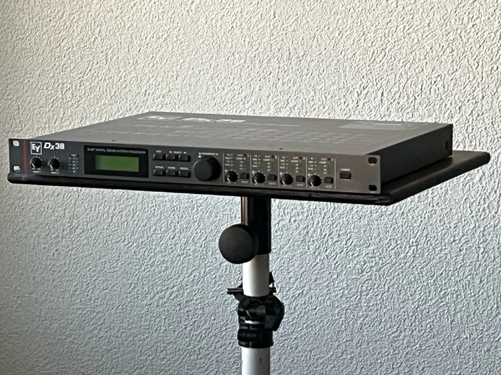 Electro Voice DX38 digitale luidsprekerprocessor - Afbeelding 8