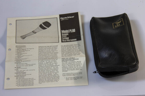 Electro Voice PL80 Dynamic Super Cardioid vocal microphone_W3R9191