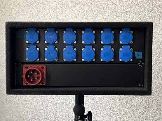 Lite-Puter DX-1220D 12 kanaals dimmerpack in gestoffeerde case - Afbeelding 2