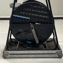 M05-24 parige audiomultikabel in flightcase