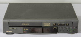 Panasonic NV-HD90 VHS recorder_W3R8843