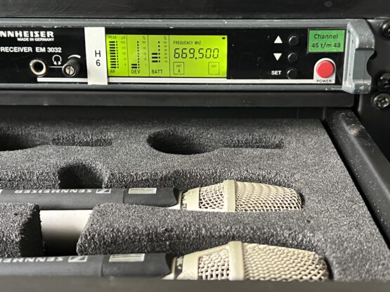 Sennheiser EM3032 in case met handheld microfoon in lade - Afbeelding 2