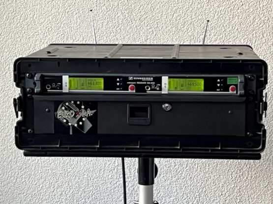 Sennheiser EM3032 in case met handheld microfoon in lade