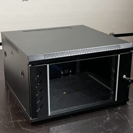 Showgear 19 rack 6He case voor wandmontage