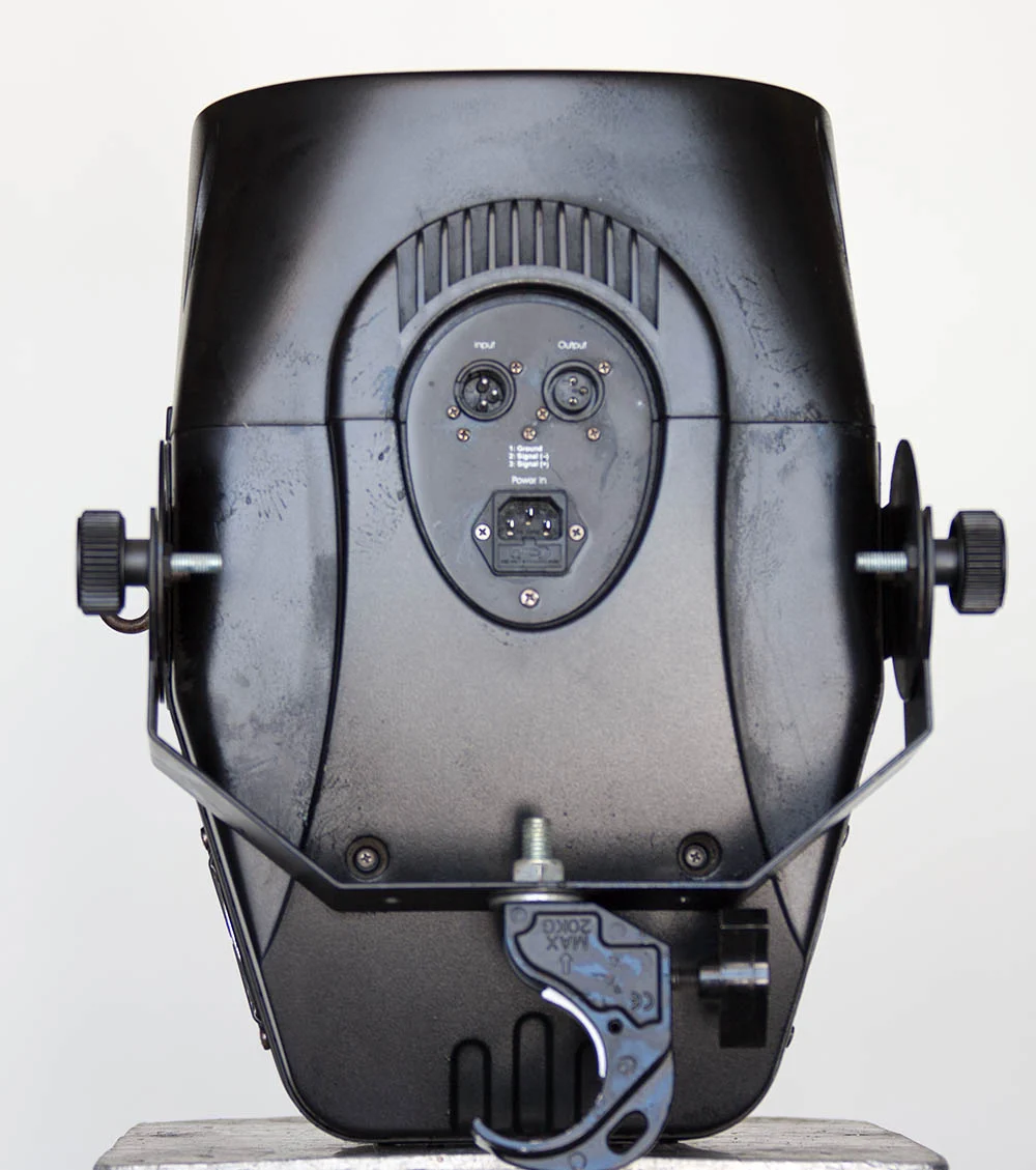 Showtec Club Color Wash 575 fresnel spot - Afbeelding 2