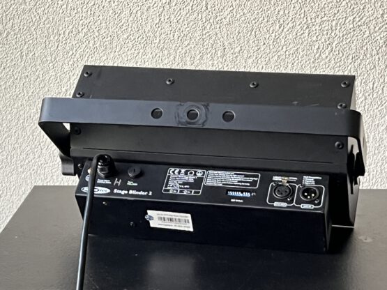 Showtec Stage Blinder 2 DMX - Afbeelding 2