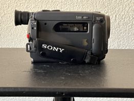 OSV 6 Sony CCD 50E CCD TRV30E cameras met accu en lader