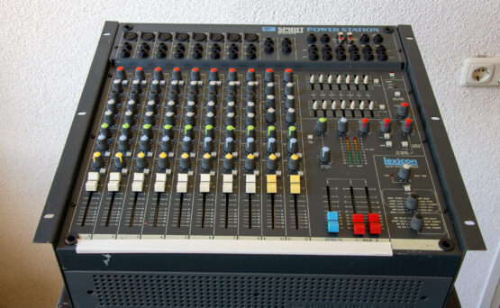 Soundcraft Spirit Powerstation 600 - Afbeelding 4