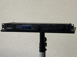 T.C. Electronic D-Two XL dual effects signal processor