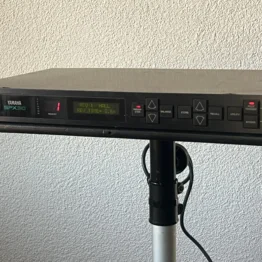 Yamaha SPX 90 effect processor