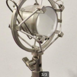 Microfoonspin voor microfoons met diameter 4 - 4,5 cm